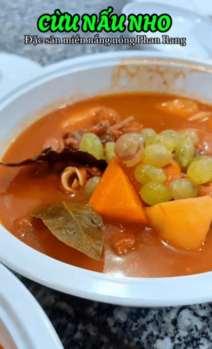 Không chỉ sở hữu nhiều kỷ lục "nhất Việt Nam", nơi này còn chinh phục du khách bằng những món ngon không đâu sánh được- Ảnh 17. Không chỉ sở hữu nhiều kỷ lục "nhất Việt Nam", nơi này còn chinh phục du khách bằng những món ngon không đâu sánh được- Ảnh 17.