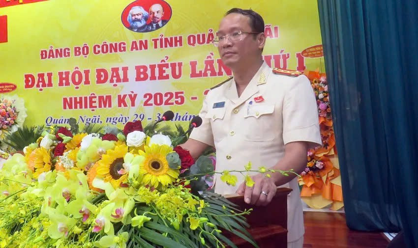Đại tá Hồ Song Ân được chỉ định làm Bí thư Đảng ủy Công an tỉnh Quảng Ngãi- Ảnh 1. Đại tá Hồ Song Ân được chỉ định làm Bí thư Đảng ủy Công an tỉnh Quảng Ngãi- Ảnh 1.