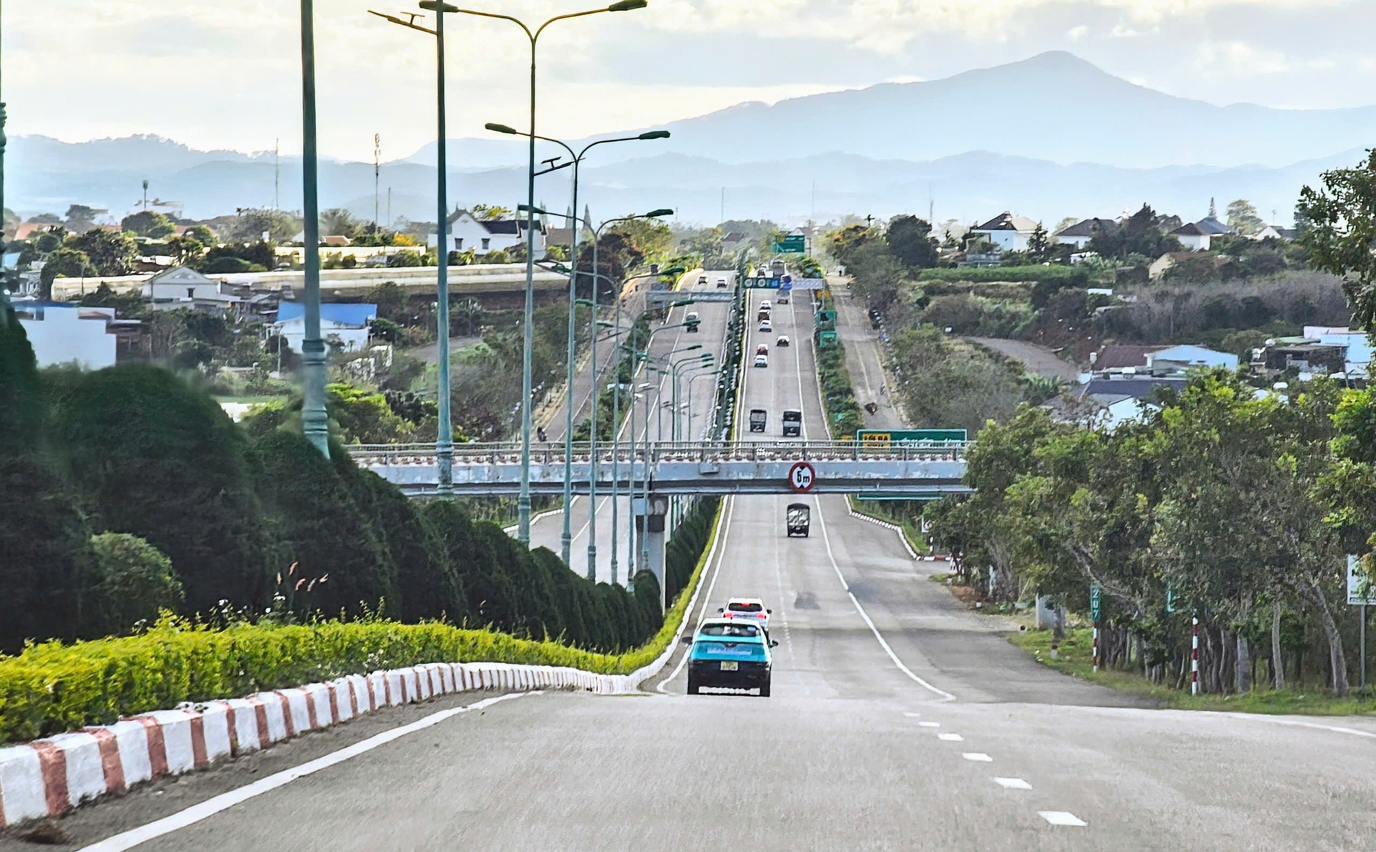 Kiến nghị tăng vốn nhà nước tại dự án đường cao tốc Tân Phú - Bảo Lộc- Ảnh 1. Kiến nghị tăng vốn nhà nước tại dự án đường cao tốc Tân Phú - Bảo Lộc- Ảnh 1.