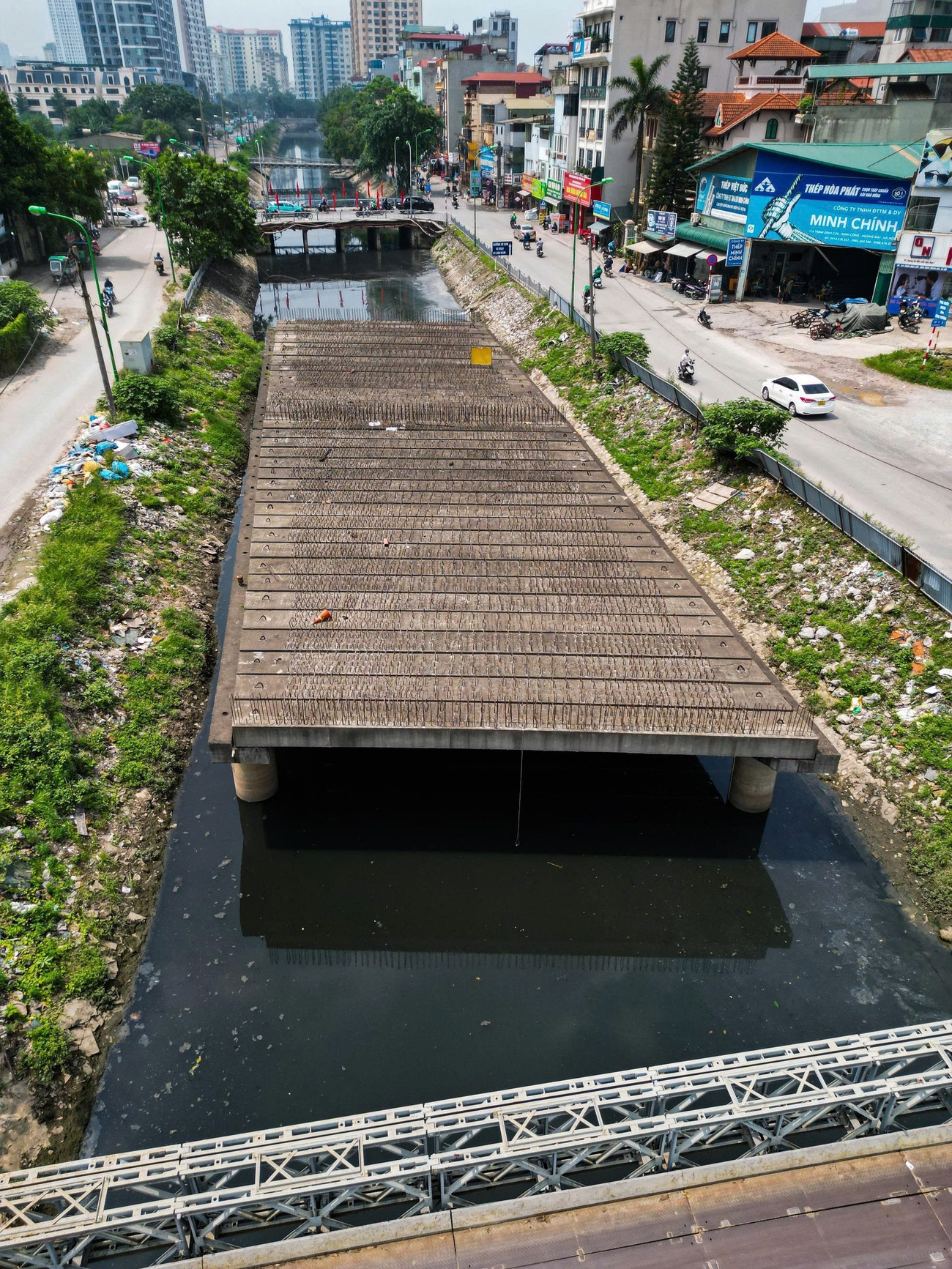 Cây cầu trên tuyến đường nghìn tỷ ở Hà Nội tái thi công sau nhiều năm bỏ hoang- Ảnh 2. Cây cầu trên tuyến đường nghìn tỷ ở Hà Nội tái thi công sau nhiều năm bỏ hoang- Ảnh 2.