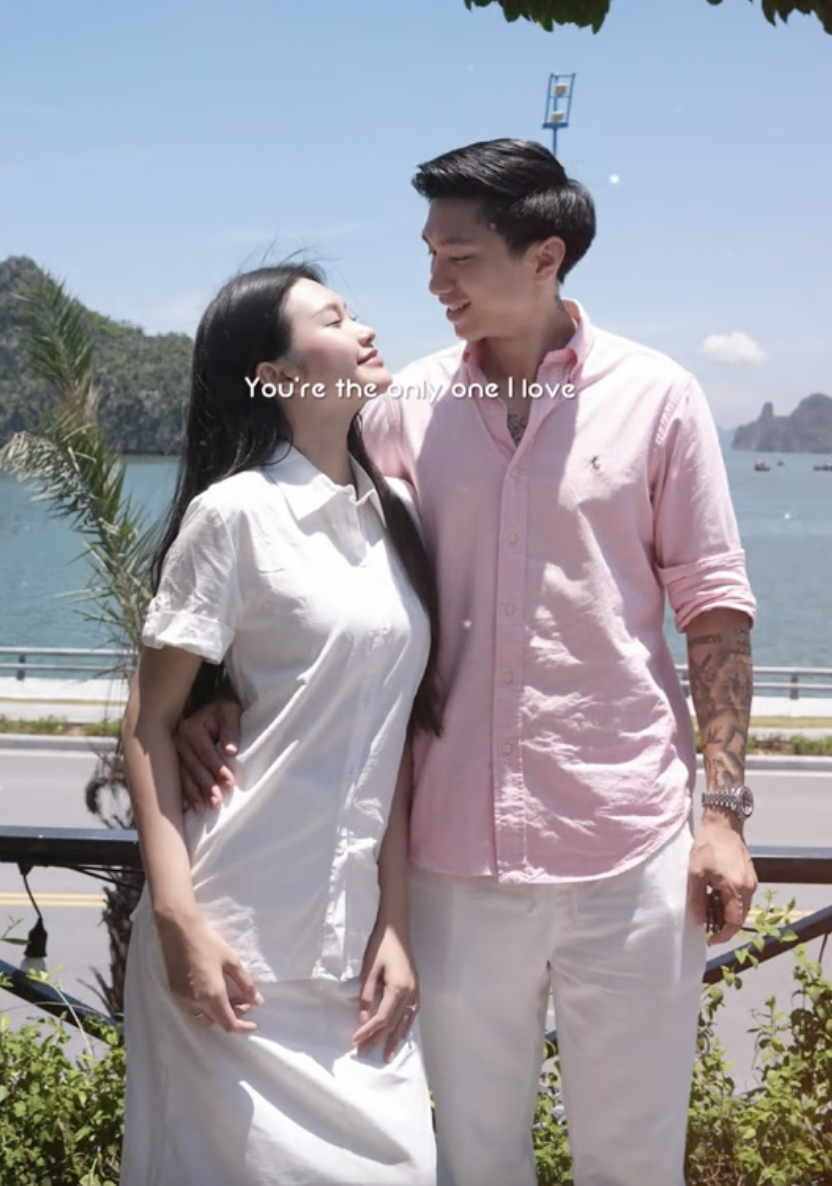 Đoàn Văn Hậu tung loạt ảnh thân mật bên vợ, sắc vóc Top 10 Hoa hậu Doãn Hải My chiếm trọn spotlight- Ảnh 6. Đoàn Văn Hậu tung loạt ảnh thân mật bên vợ, sắc vóc Top 10 Hoa hậu Doãn Hải My chiếm trọn spotlight- Ảnh 6.