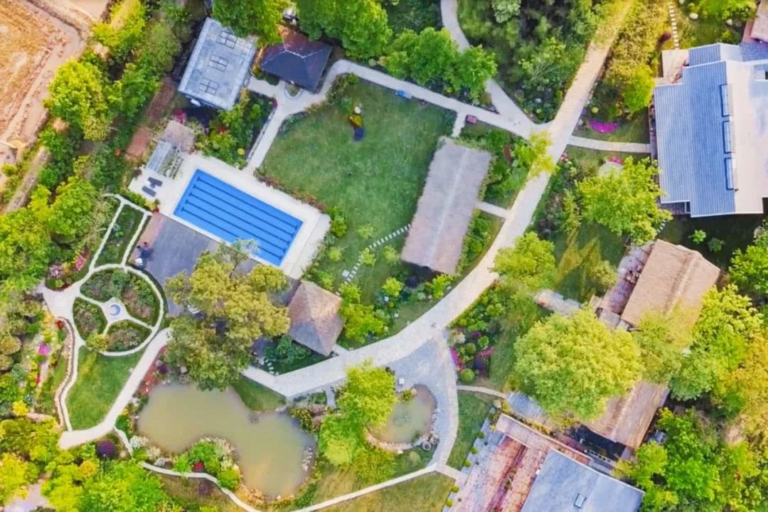 Giám đốc công nghệ “bỏ phố về quê”, mua hơn 133.000m2 đất để nghỉ hưu: Mất 3 năm mới hoàn thành nông trại trong mơ- Ảnh 3. Giám đốc công nghệ “bỏ phố về quê”, mua hơn 133.000m2 đất để nghỉ hưu: Mất 3 năm mới hoàn thành nông trại trong mơ- Ảnh 3.