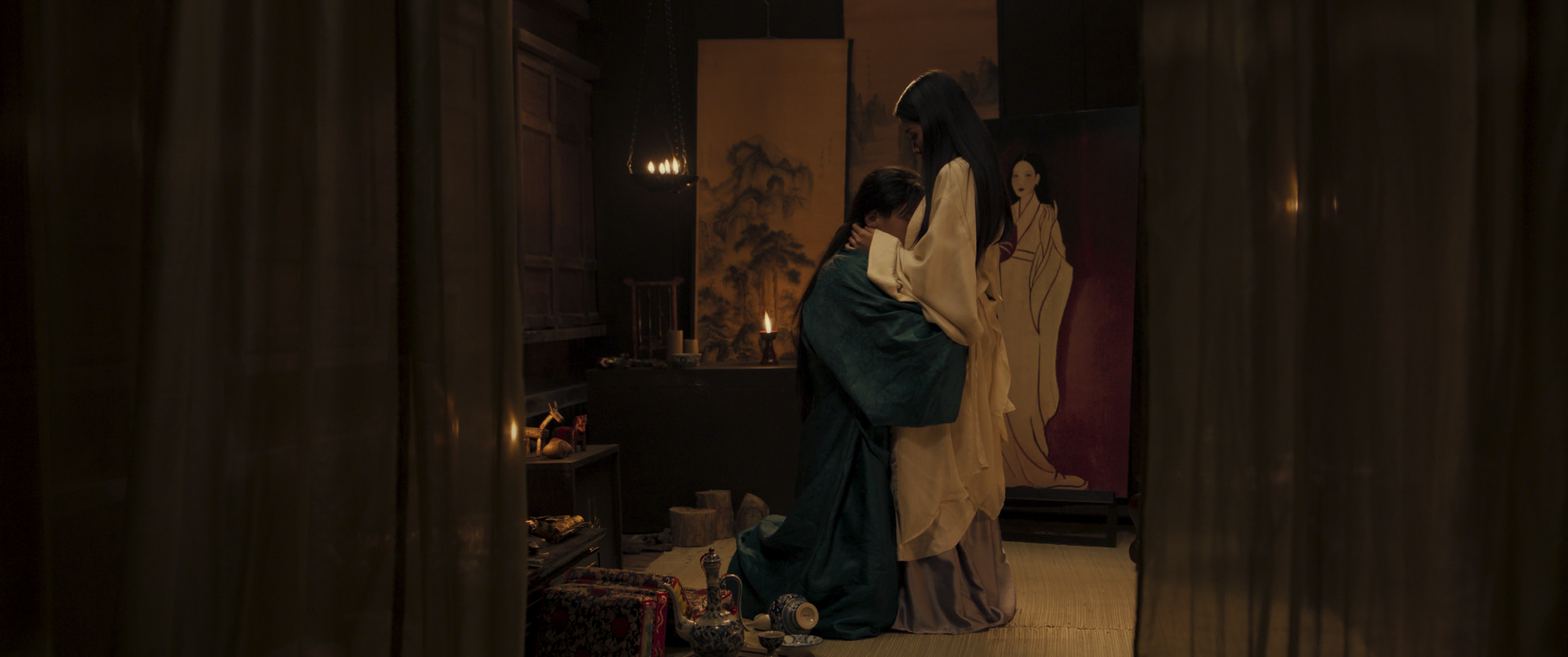 Lâu lắm mới thấy 1 mỹ nhân Việt đóng cổ trang đẹp cỡ này, đến cảnh tơi tả nhất vẫn hoàn mỹ mới tài- Ảnh 6.