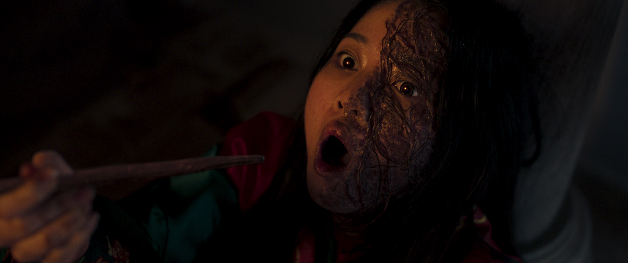 Lâu lắm mới thấy 1 mỹ nhân Việt đóng cổ trang đẹp cỡ này, đến cảnh tơi tả nhất vẫn hoàn mỹ mới tài- Ảnh 5.