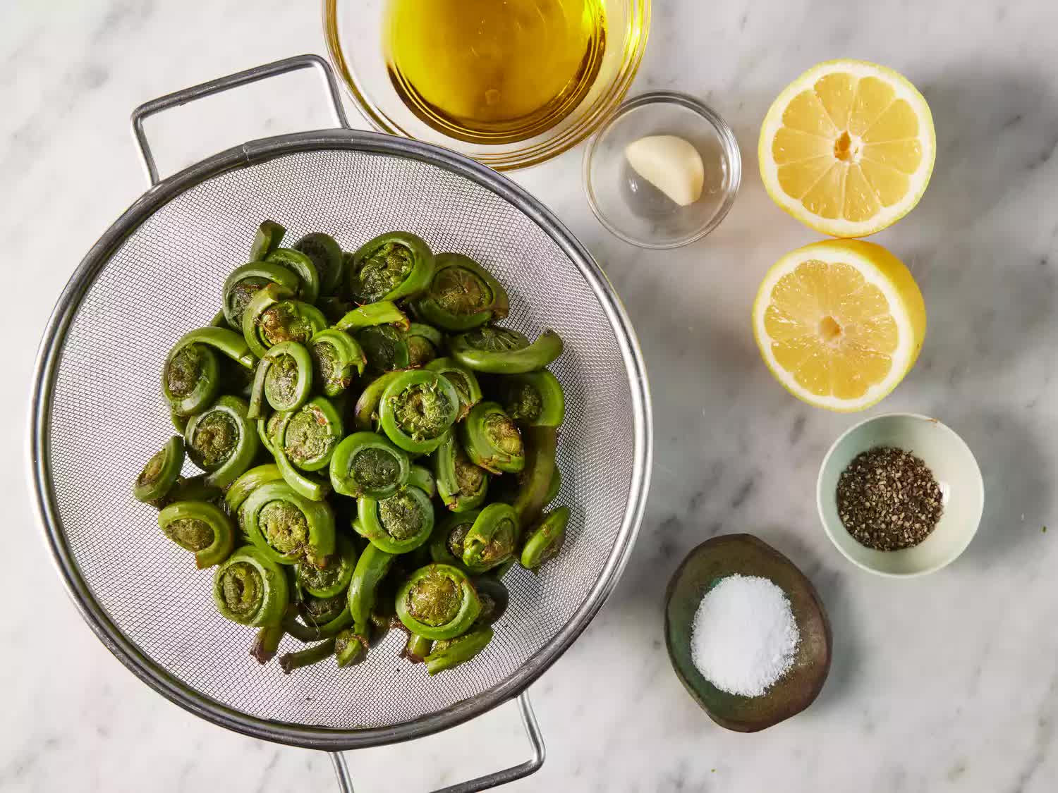 Việt Nam có loại rau mọc dại, từng được thương lái Trung Quốc đổ xô mua: Hoá ra là vị thuốc toàn năng- Ảnh 2.