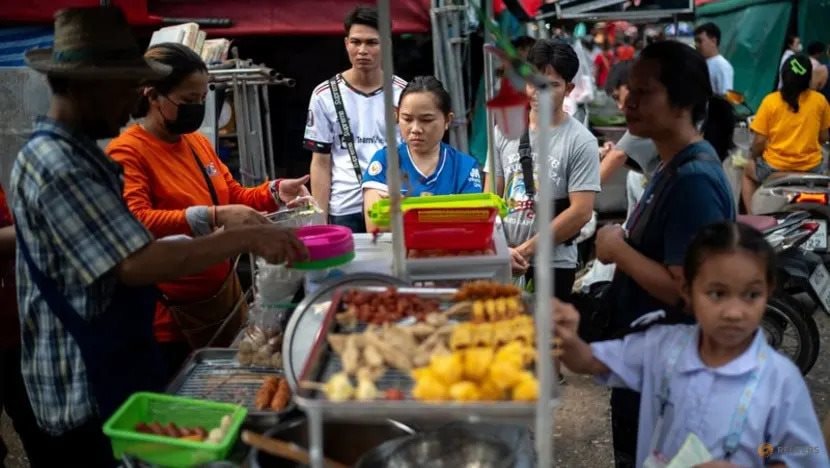 Một quốc gia đang gánh núi nợ “khổng lồ”, cao nhất Đông Nam Á- Ảnh 1. Một quốc gia đang gánh núi nợ “khổng lồ”, cao nhất Đông Nam Á- Ảnh 1.