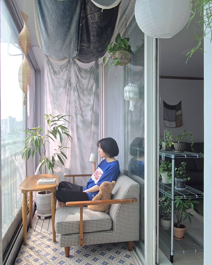 Tôi sống tối giản trong 1 năm: Không còn thấu chi, không còn tích trữ – và tài chính của tôi đã ổn định hơn bao giờ hết- Ảnh 1. Tôi sống tối giản trong 1 năm: Không còn thấu chi, không còn tích trữ – và tài chính của tôi đã ổn định hơn bao giờ hết- Ảnh 1.
