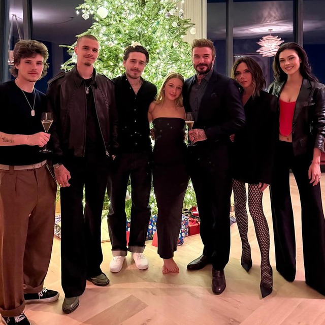 Điều đau lòng nhất của David Beckham sau 26 năm cưới Victoria- Ảnh 2. Điều đau lòng nhất của David Beckham sau 26 năm cưới Victoria- Ảnh 2.