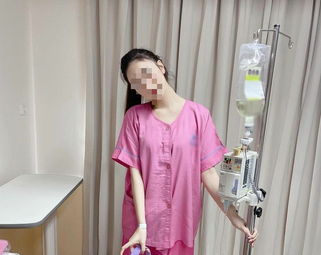 Cô gái rất gầy vẫn mắc gan nhiễm mỡ vì 1 kiểu ăn trái cây nhiều người tưởng CÀNG NHIỀU CÀNG KHỎE- Ảnh 1.