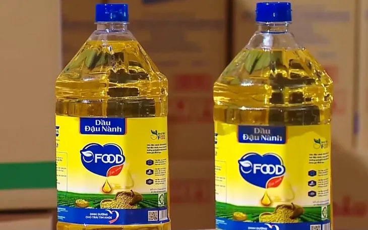 Bắt nữ giám đốc "phù phép" dầu ăn chăn nuôi thành cho người: Hé lộ mạng lưới doanh nghiệp dày đặc, nhưng khai thuế chỉ 5 người- Ảnh 2. Bắt nữ giám đốc "phù phép" dầu ăn chăn nuôi thành cho người: Hé lộ mạng lưới doanh nghiệp dày đặc, nhưng khai thuế chỉ 5 người- Ảnh 2.