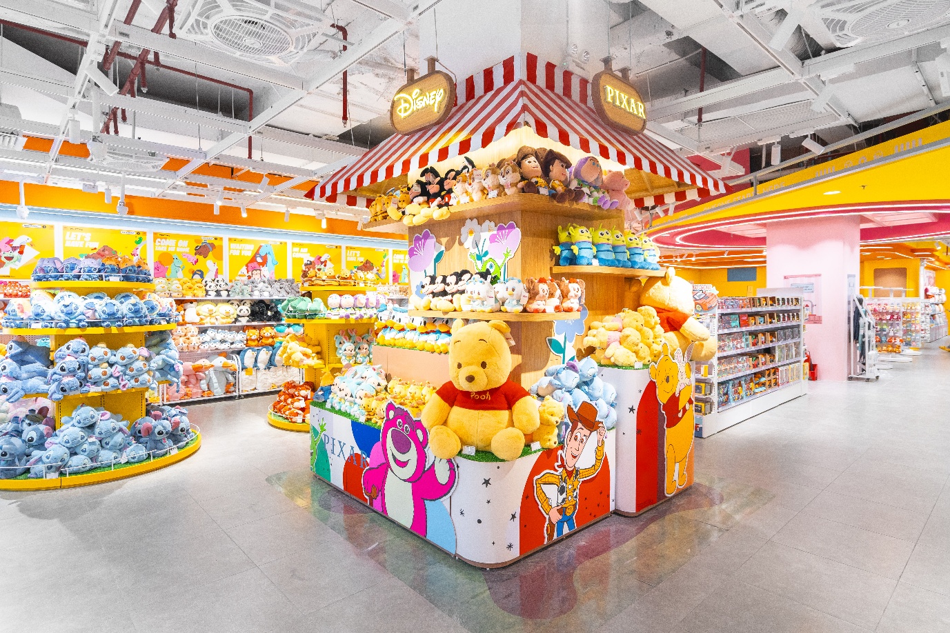 OH!SOME ra mắt cửa hàng flagship đầu tiên tại Việt Nam- Ảnh 1. OH!SOME ra mắt cửa hàng flagship đầu tiên tại Việt Nam- Ảnh 1.