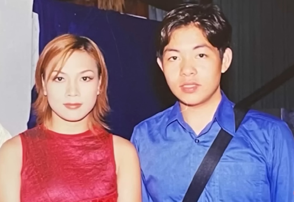 Nam ca sĩ thấy Mỹ Tâm là lao tới xin chụp hình: "Tôi không cần tiền"- Ảnh 2. Nam ca sĩ thấy Mỹ Tâm là lao tới xin chụp hình: "Tôi không cần tiền"- Ảnh 2.