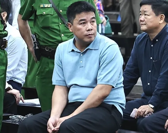 Viện kiểm sát thay đổi mức án đề nghị với Chủ tịch tập đoàn Phúc Sơn Nguyễn Văn Hậu- Ảnh 2.