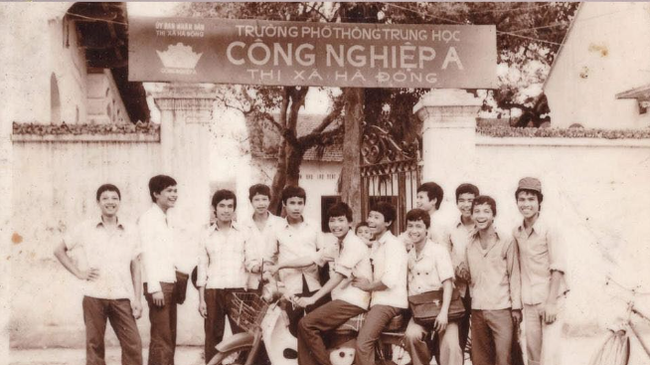Ngôi trường có điểm chuẩn lớp 10 cao nhất Hà Nội 2025: Mới năm nào là trường "vừa học vừa làm", giờ 2 năm liên tiếp nắm ngôi Vương!- Ảnh 1. Ngôi trường có điểm chuẩn lớp 10 cao nhất Hà Nội 2025: Mới năm nào là trường "vừa học vừa làm", giờ 2 năm liên tiếp nắm ngôi Vương!- Ảnh 1.