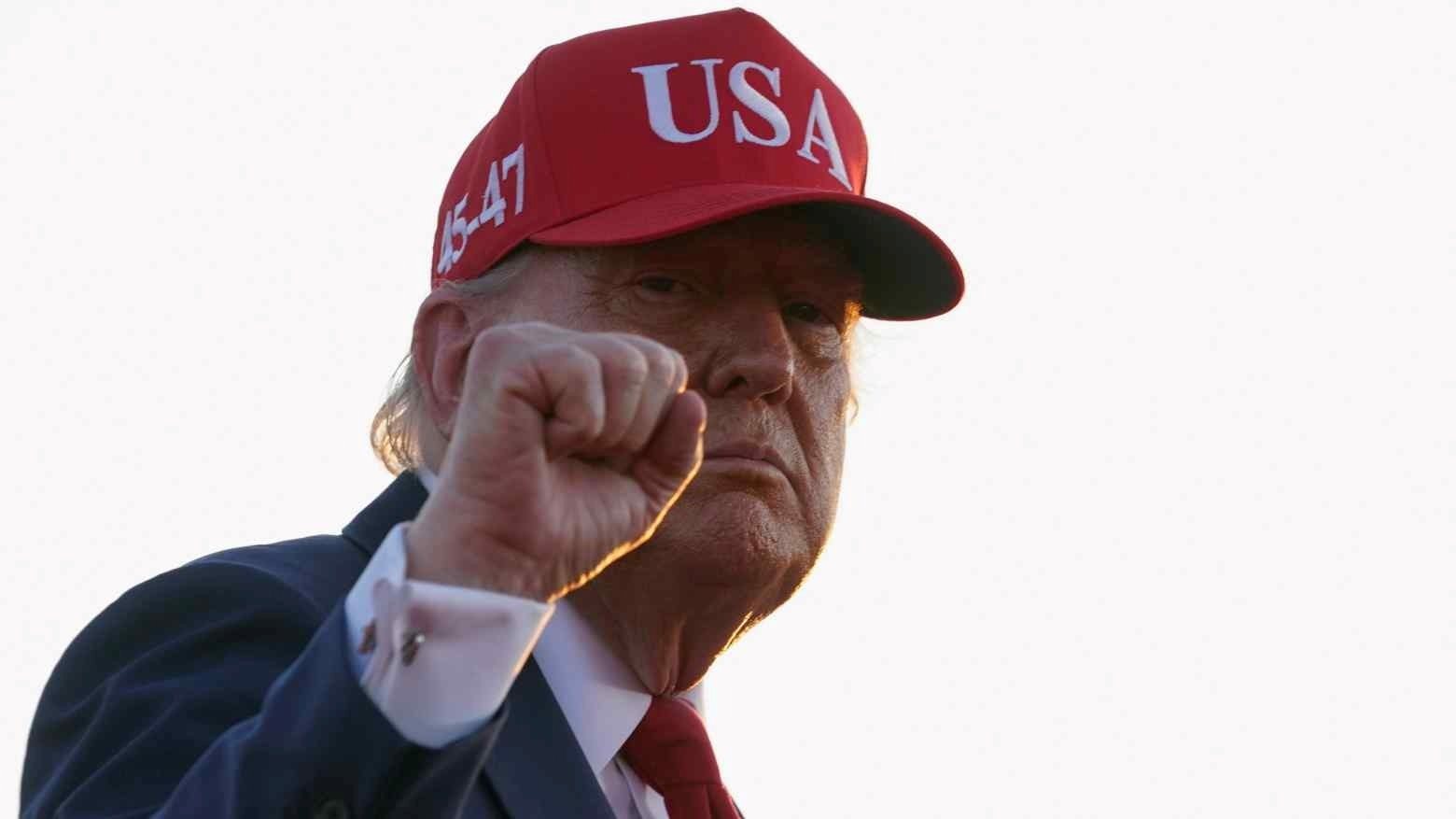 Ông Trump tuyên bố bắt đầu gửi thư thông báo thuế quan tới các nước từ hôm nay- Ảnh 1. Ông Trump tuyên bố bắt đầu gửi thư thông báo thuế quan tới các nước từ hôm nay- Ảnh 1.