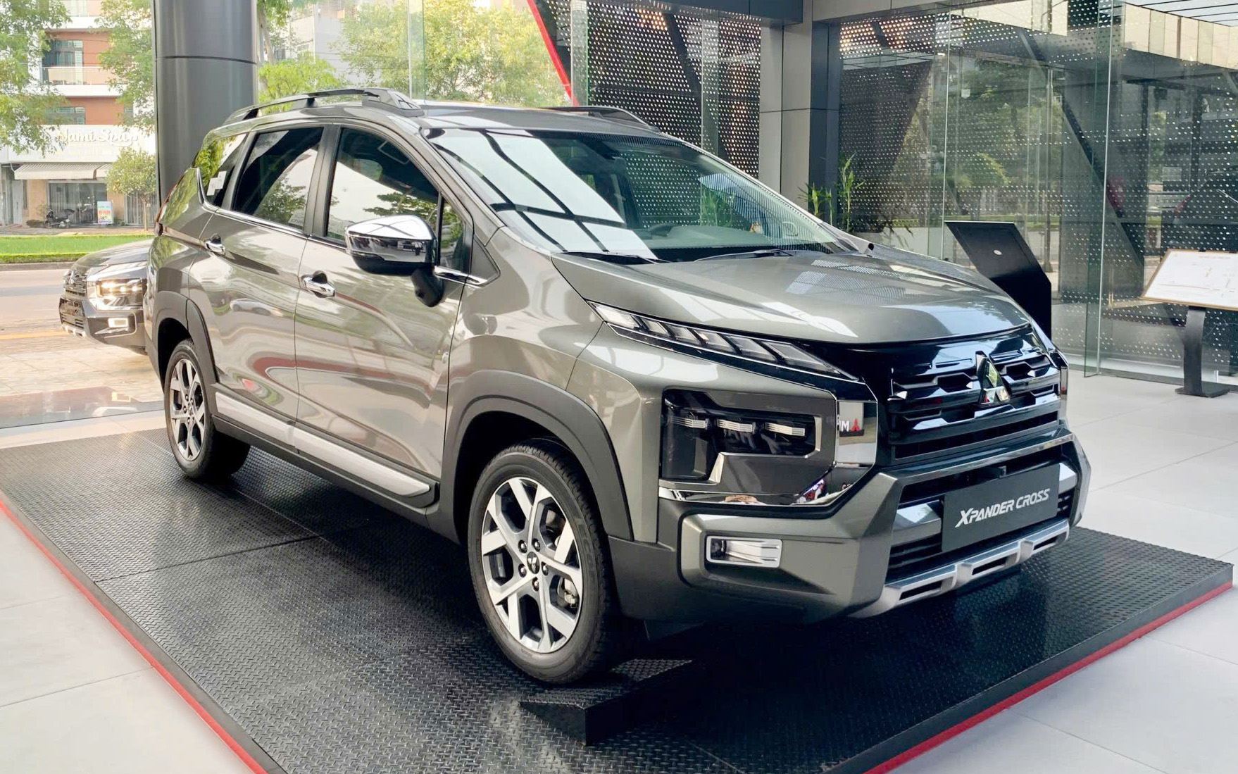 Lăn bánh xe Mitsubishi tháng này tiết kiệm tới 75 triệu đồng: 4 mẫu được khuyến mãi, Xpander nhận hỗ trợ lớn nhất- Ảnh 1. Lăn bánh xe Mitsubishi tháng này tiết kiệm tới 75 triệu đồng: 4 mẫu được khuyến mãi, Xpander nhận hỗ trợ lớn nhất- Ảnh 1.