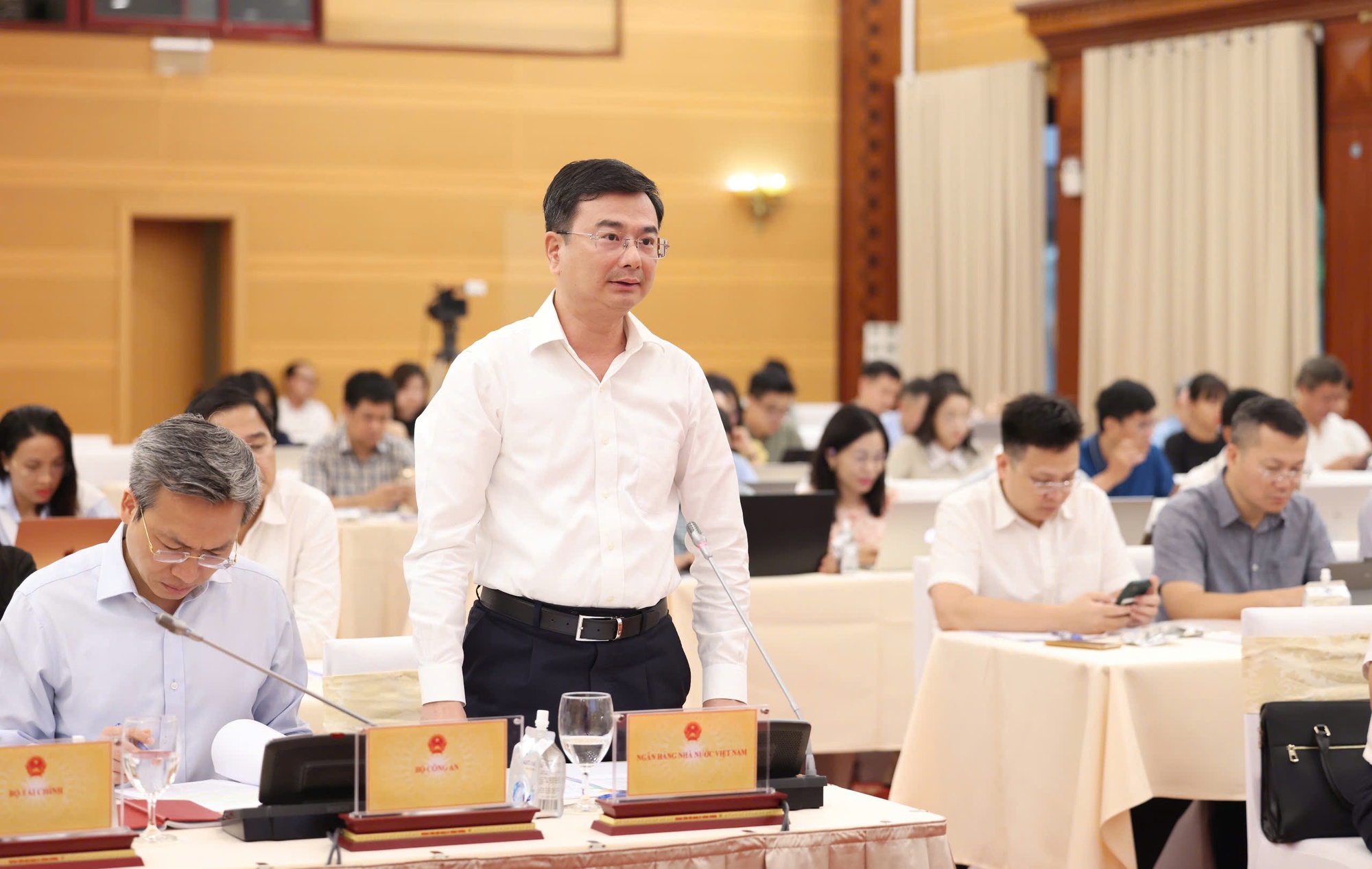 Hơn 1 triệu tỷ đồng tín dụng chảy vào đâu của nền kinh tế?- Ảnh 1. Hơn 1 triệu tỷ đồng tín dụng chảy vào đâu của nền kinh tế?- Ảnh 1.