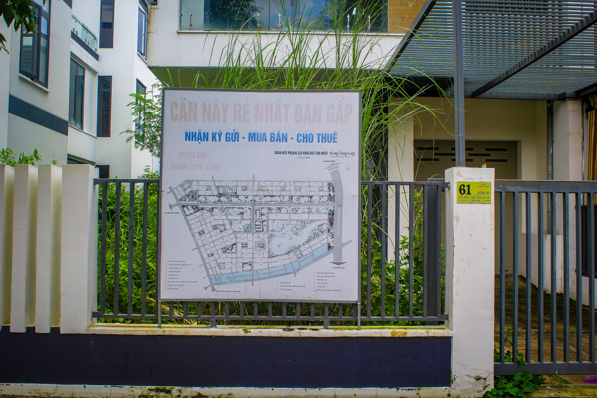 Toàn cảnh hàng chục nghìn nhà hoang, đất nền trống có thể bị đánh thuế luỹ tiến đến 10% ở TP.HCM- Ảnh 10. Toàn cảnh hàng chục nghìn nhà hoang, đất nền trống có thể bị đánh thuế luỹ tiến đến 10% ở TP.HCM- Ảnh 10.