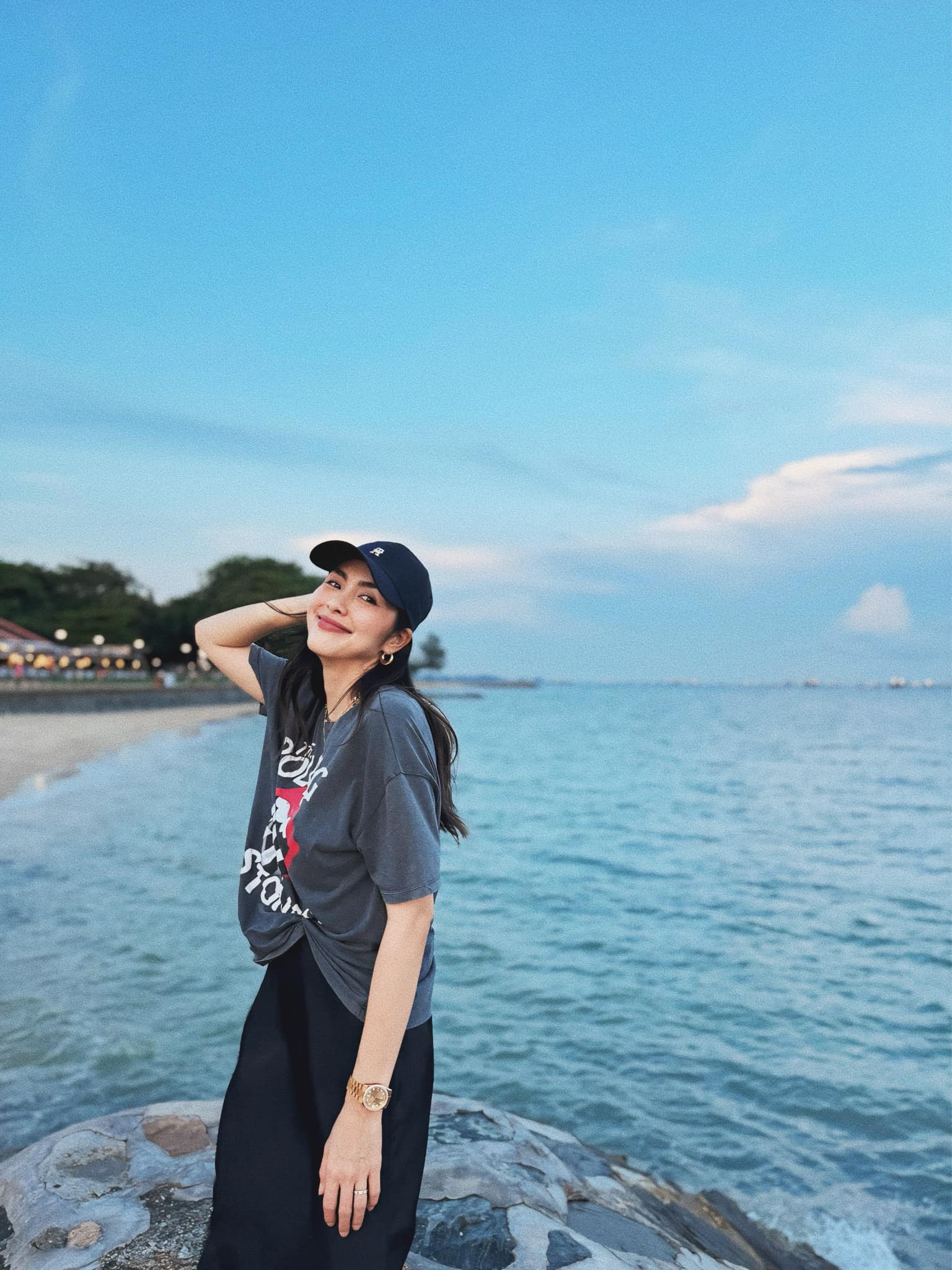 Thả dáng “sương sương”, Hà Tăng khiến netizen mê mẩn khí chất phu nhân hào môn chỉ với một chi tiết nhỏ- Ảnh 6. Thả dáng “sương sương”, Hà Tăng khiến netizen mê mẩn khí chất phu nhân hào môn chỉ với một chi tiết nhỏ- Ảnh 6.