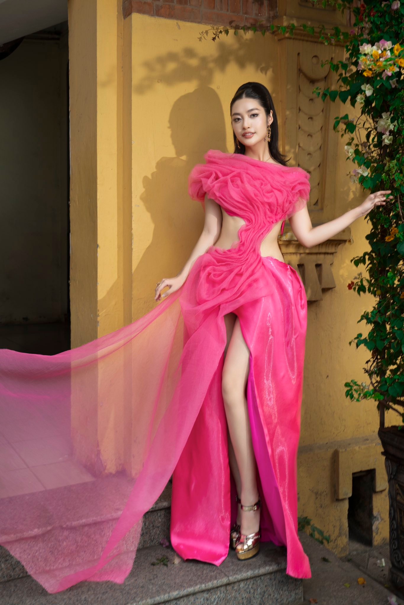 Hoa hậu 99 tất bật chuẩn bị đám cưới với chồng Phó giám đốc, làm 1 thứ khác biệt hẳn trong Vbiz- Ảnh 6. Hoa hậu 99 tất bật chuẩn bị đám cưới với chồng Phó giám đốc, làm 1 thứ khác biệt hẳn trong Vbiz- Ảnh 6.