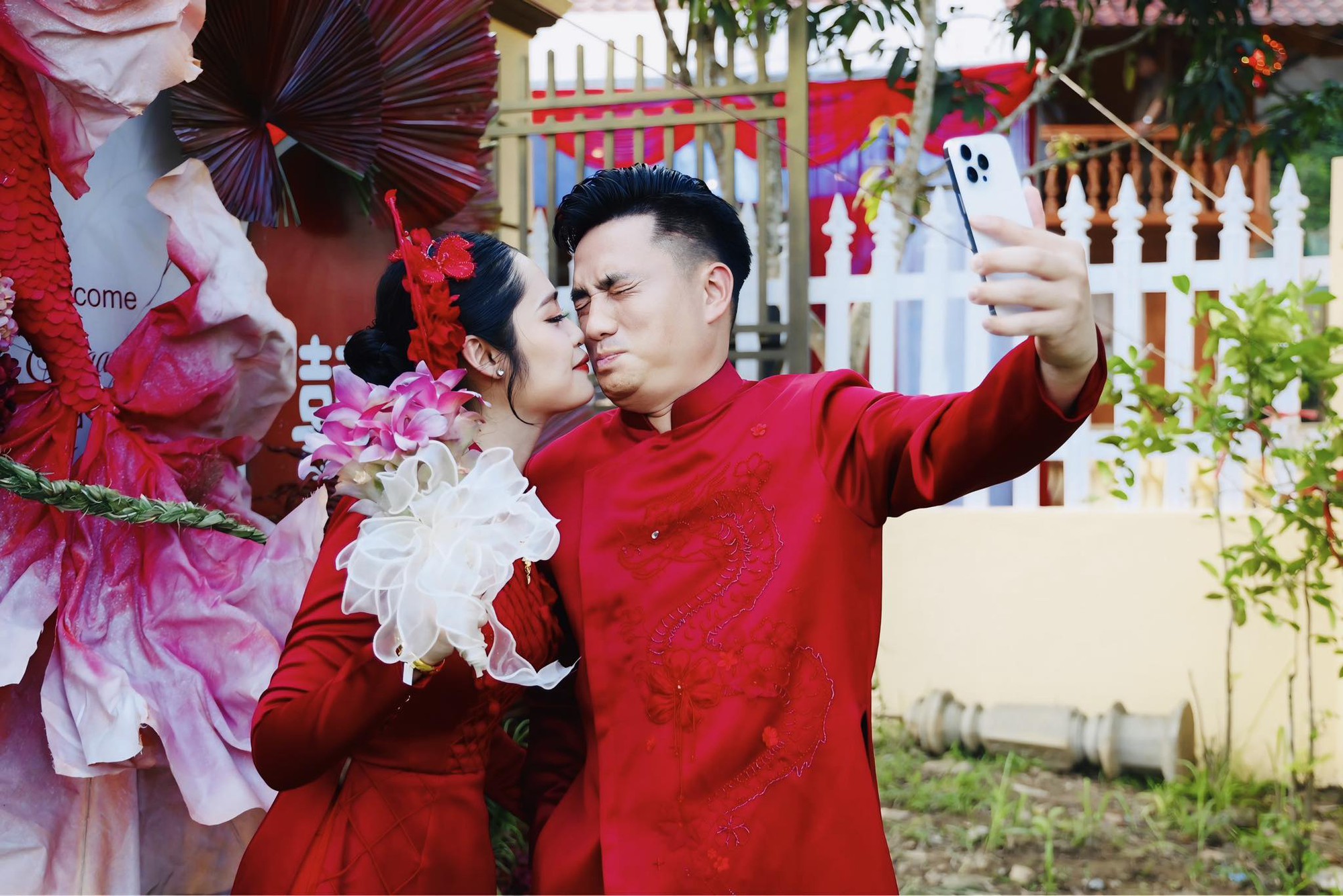 Hoa hậu 99 tất bật chuẩn bị đám cưới với chồng Phó giám đốc, làm 1 thứ khác biệt hẳn trong Vbiz- Ảnh 1. Hoa hậu 99 tất bật chuẩn bị đám cưới với chồng Phó giám đốc, làm 1 thứ khác biệt hẳn trong Vbiz- Ảnh 1.