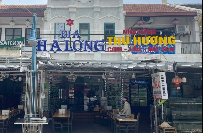 Xử phạt nhà hàng ở Bãi Cháy trong vụ "5 người ăn bún hết 810.000 đồng"- Ảnh 1. Xử phạt nhà hàng ở Bãi Cháy trong vụ "5 người ăn bún hết 810.000 đồng"- Ảnh 1.