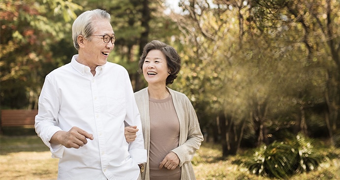 Ở tuổi 45, tôi thấm thía: Trên đường đua hạnh phúc và tiền bạc, người thông minh nhất là người không vội vàng, không so sánh - chỉ tập trung vào nhịp chạy của mình- Ảnh 1. Ở tuổi 45, tôi thấm thía: Trên đường đua hạnh phúc và tiền bạc, người thông minh nhất là người không vội vàng, không so sánh - chỉ tập trung vào nhịp chạy của mình- Ảnh 1.