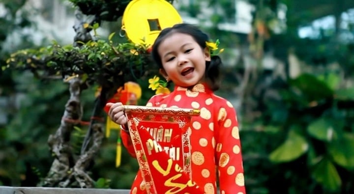 'Thần đồng âm nhạc' sở hữu loạt ca khúc trăm triệu view từ 3 tuổi giờ ra sao?- Ảnh 1. 'Thần đồng âm nhạc' sở hữu loạt ca khúc trăm triệu view từ 3 tuổi giờ ra sao?- Ảnh 1.