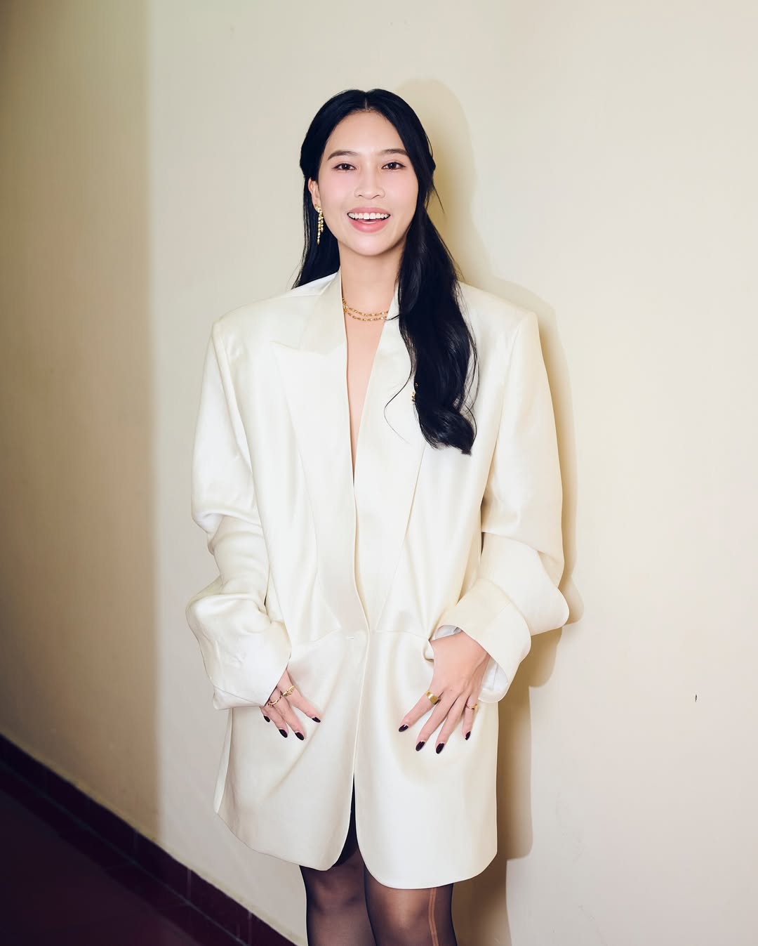Công chúa "đế chế giải trí" được tất cả các Anh Trai cưng chiều: Đặc quyền VIP, profile khủng- Ảnh 1. Công chúa "đế chế giải trí" được tất cả các Anh Trai cưng chiều: Đặc quyền VIP, profile khủng- Ảnh 1.