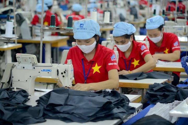 Cục Thống kê dự báo tăng trưởng kinh tế cả năm đạt mục tiêu 8%- Ảnh 2. Cục Thống kê dự báo tăng trưởng kinh tế cả năm đạt mục tiêu 8%- Ảnh 2.