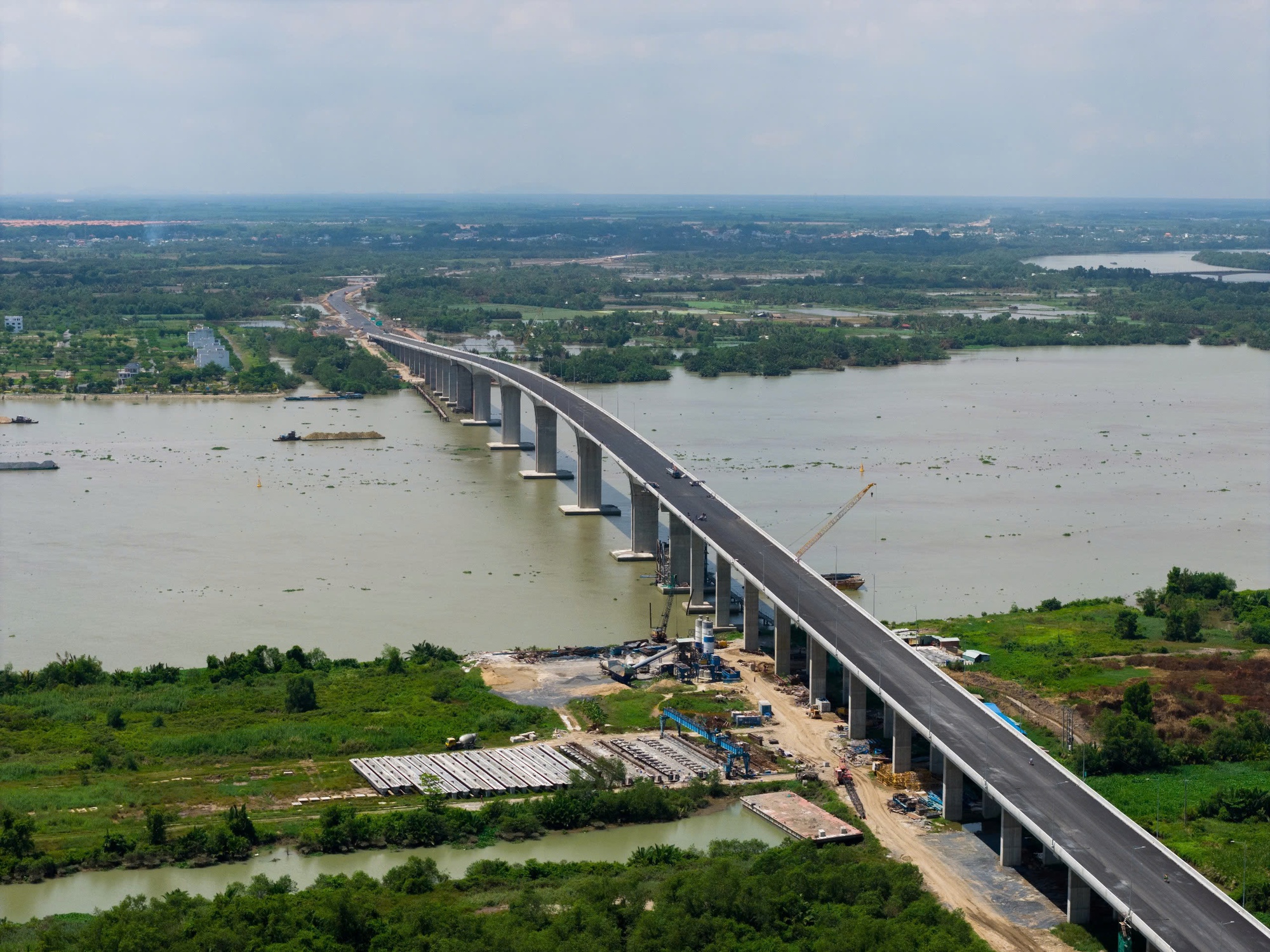 Cận cảnh cầu Nhơn Trạch nối TP HCM - Đồng Nai dự kiến thông xe ngày 19-8- Ảnh 1. Cận cảnh cầu Nhơn Trạch nối TP HCM - Đồng Nai dự kiến thông xe ngày 19-8- Ảnh 1.