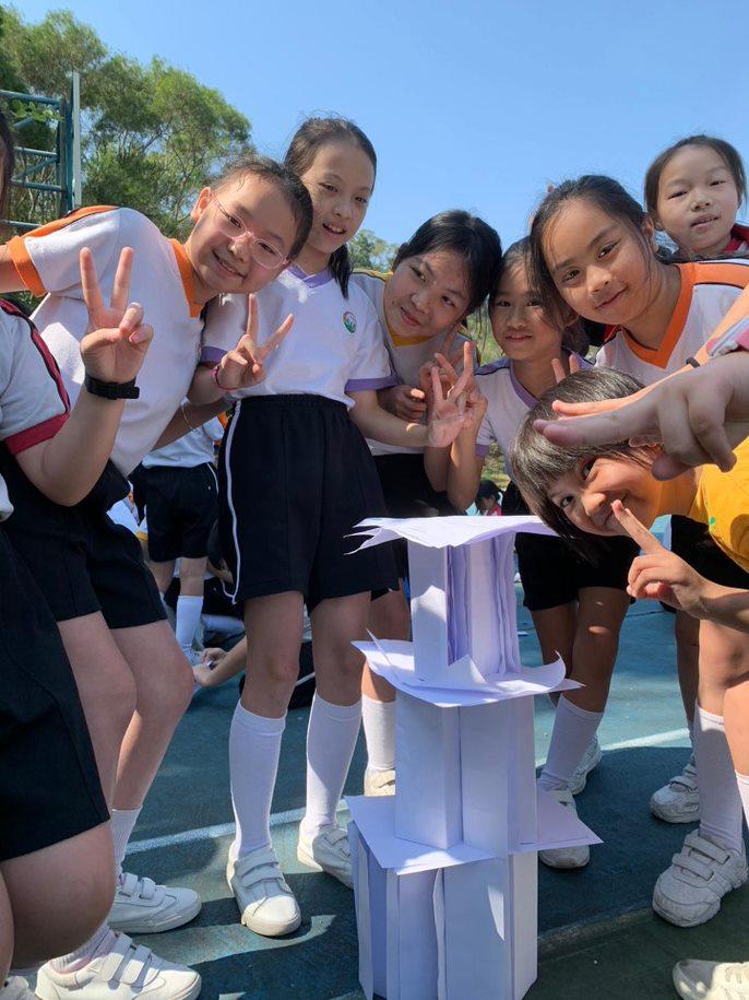 Phụ huynh khóc ròng khi con đi trại hè 40 triệu: 12 đứa trẻ nhồi nhét một phòng, suất ăn nghèo nàn và mắc một chứng bệnh- Ảnh 1. Phụ huynh khóc ròng khi con đi trại hè 40 triệu: 12 đứa trẻ nhồi nhét một phòng, suất ăn nghèo nàn và mắc một chứng bệnh- Ảnh 1.
