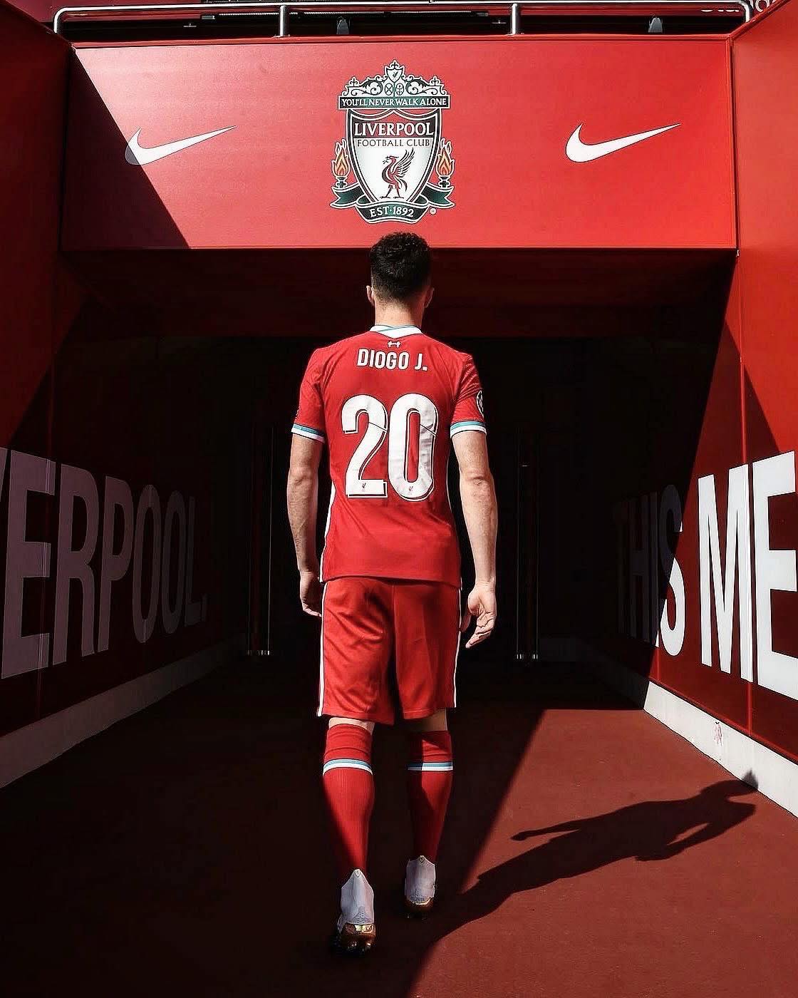 Mbappe ăn mừng đầy xúc động tưởng nhớ Diogo Jota khi lập siêu phẩm giúp Real thắng nghẹt thở Dortmund ở FIFA Club World Cup- Ảnh 3. Mbappe ăn mừng đầy xúc động tưởng nhớ Diogo Jota khi lập siêu phẩm giúp Real thắng nghẹt thở Dortmund ở FIFA Club World Cup- Ảnh 3.