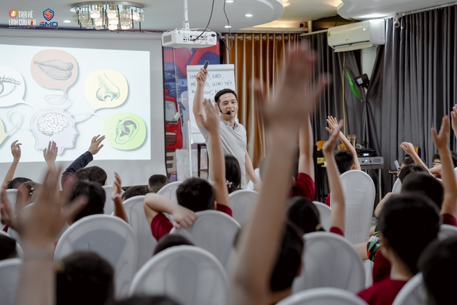 Toàn cảnh dịch vụ trại hè 2025: Phụ huynh chi chục triệu không tiếc, các chủ trại hè tất bật- Ảnh 13.