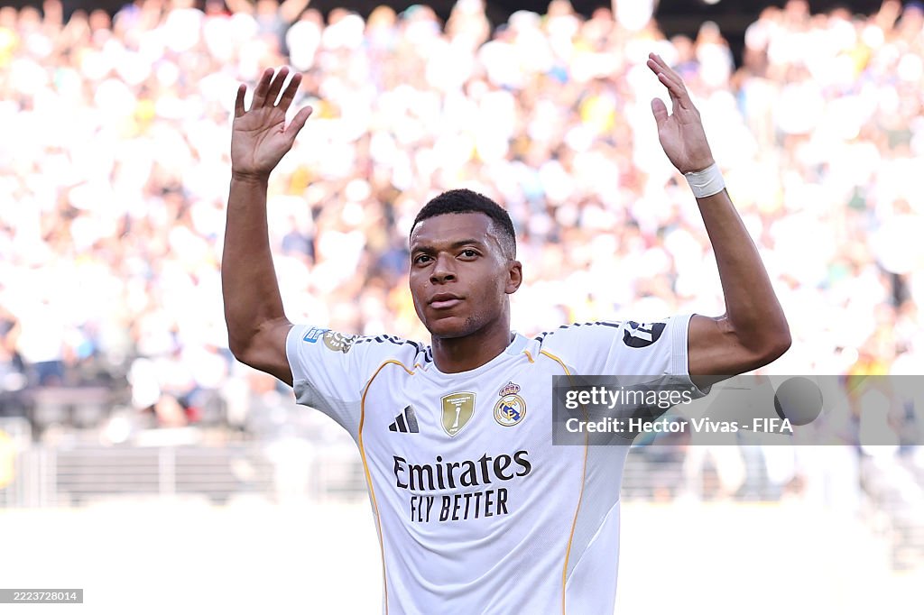 Mbappe ăn mừng đầy xúc động tưởng nhớ Diogo Jota khi lập siêu phẩm giúp Real thắng nghẹt thở Dortmund ở FIFA Club World Cup- Ảnh 6. Mbappe ăn mừng đầy xúc động tưởng nhớ Diogo Jota khi lập siêu phẩm giúp Real thắng nghẹt thở Dortmund ở FIFA Club World Cup- Ảnh 6.