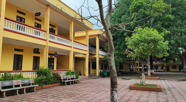 Trường THCS có cái tên "lạ" nhất Hà Nội vừa có học sinh lọt top 8 em điểm thi lớp 10 cao nhất: Trường làng nhưng thành tích "không vừa"!- Ảnh 2.