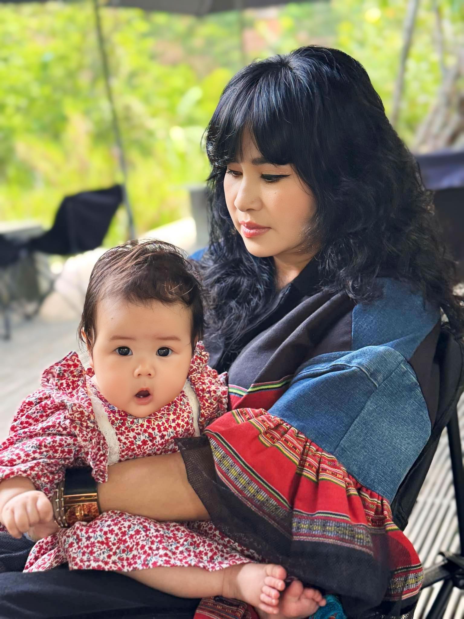Nhan sắc nữ NSND nổi tiếng cả nước sắp lấy chồng ở tuổi 56- Ảnh 4. Nhan sắc nữ NSND nổi tiếng cả nước sắp lấy chồng ở tuổi 56- Ảnh 4.