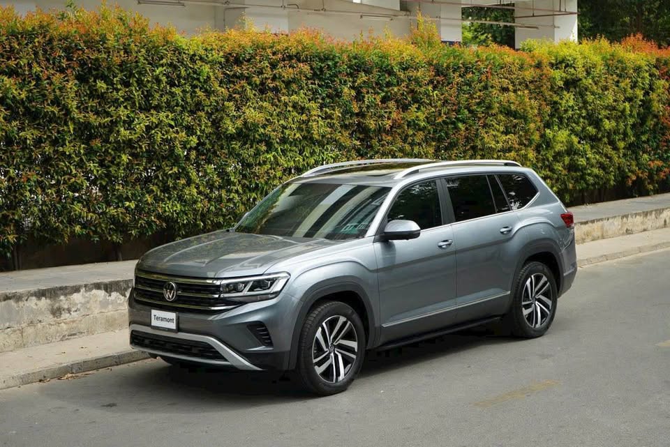 VW Teramont hạ giá kỷ lục còn 1,788 tỷ đồng: Là bản Limited nhiều 'option' xịn, tăng cạnh tranh trước Palisade, làm khó Explorer- Ảnh 10. VW Teramont hạ giá kỷ lục còn 1,788 tỷ đồng: Là bản Limited nhiều 'option' xịn, tăng cạnh tranh trước Palisade, làm khó Explorer- Ảnh 10.