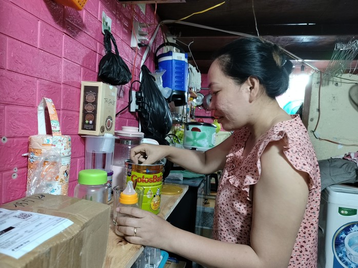 Tiền lương thấp, công nhân trì hoãn kết hôn và sinh con- Ảnh 2. Tiền lương thấp, công nhân trì hoãn kết hôn và sinh con- Ảnh 2.
