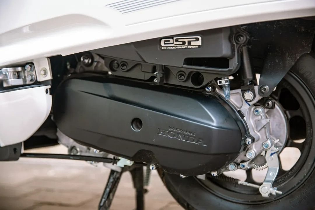 "Át chủ bài" 125cc của Honda được nâng cấp: Trang bị ăn đứt SH Mode - đẹp, rẻ lại siêu tiết kiệm xăng- Ảnh 4. "Át chủ bài" 125cc của Honda được nâng cấp: Trang bị ăn đứt SH Mode - đẹp, rẻ lại siêu tiết kiệm xăng- Ảnh 4.