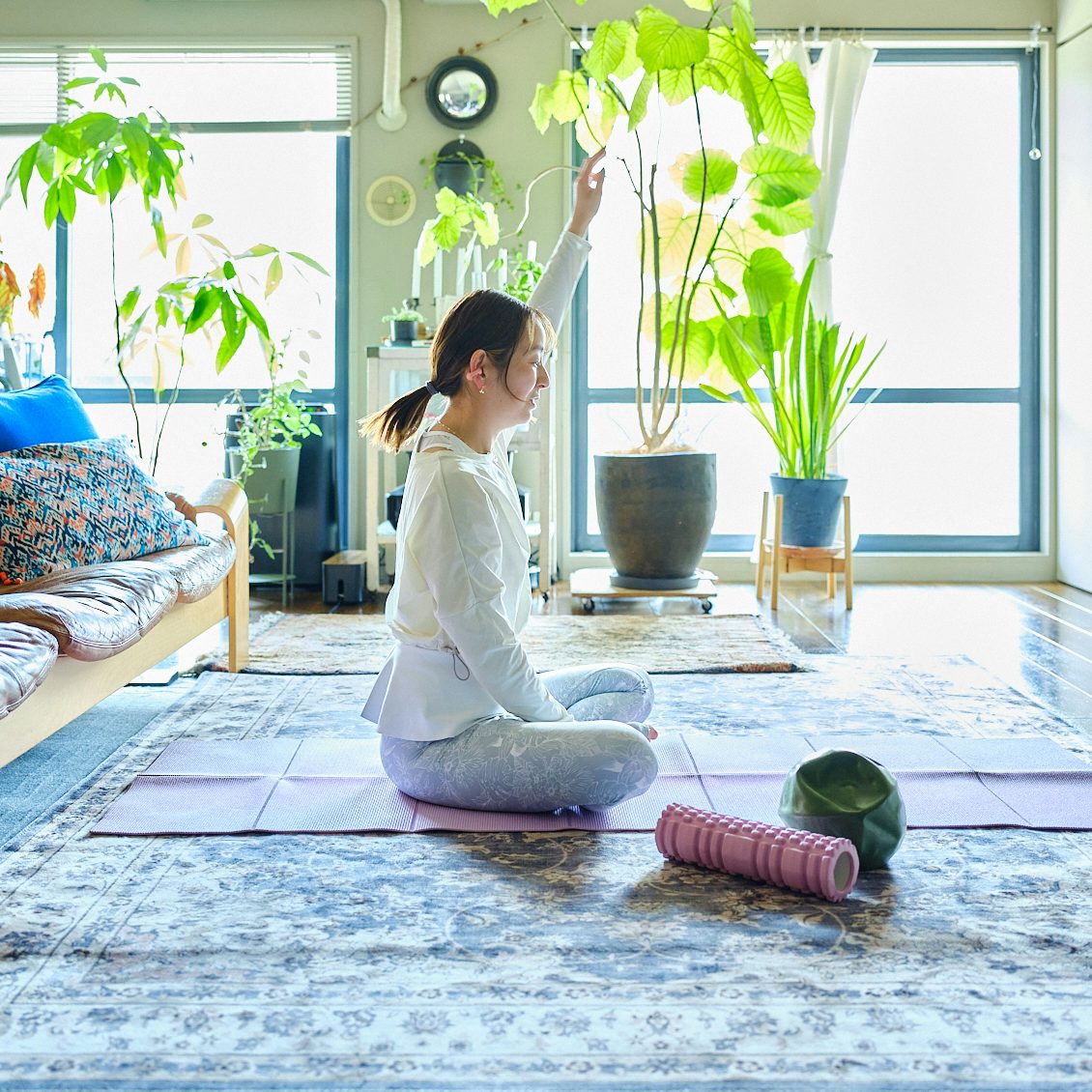 Người phụ nữ trung niên bỏ phố về quê, sống trong ngôi nhà gỗ cũ: “Tôi không còn là cỗ máy, mà là chính mình”- Ảnh 4. Người phụ nữ trung niên bỏ phố về quê, sống trong ngôi nhà gỗ cũ: “Tôi không còn là cỗ máy, mà là chính mình”- Ảnh 4.