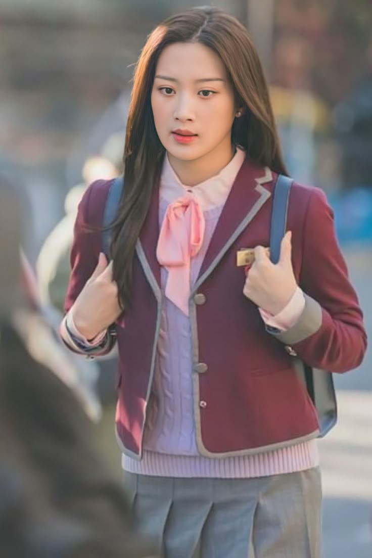 Cả showbiz phải chịu thua khi tiểu thư tài phiệt này lên đồ, siêu sang từ phim đến đời không cần phải diễn- Ảnh 7.