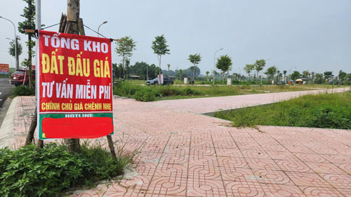 Tập trung bình ổn giá đất- Ảnh 1.