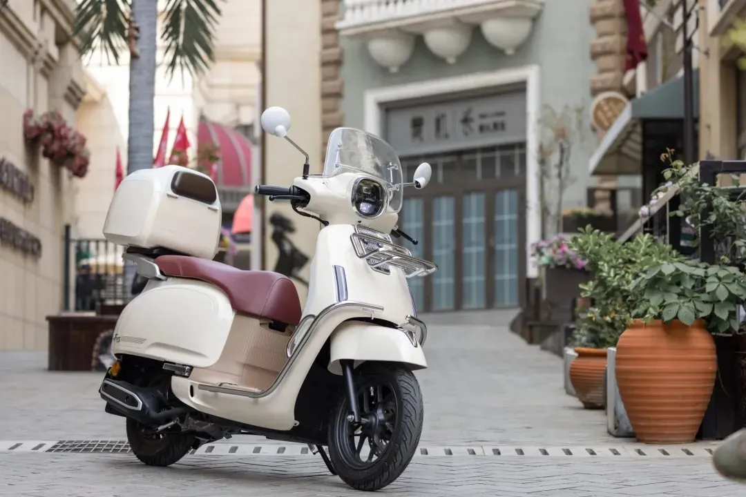 "Át chủ bài" 125cc của Honda được nâng cấp: Trang bị ăn đứt SH Mode - đẹp, rẻ lại siêu tiết kiệm xăng- Ảnh 2. "Át chủ bài" 125cc của Honda được nâng cấp: Trang bị ăn đứt SH Mode - đẹp, rẻ lại siêu tiết kiệm xăng- Ảnh 2.