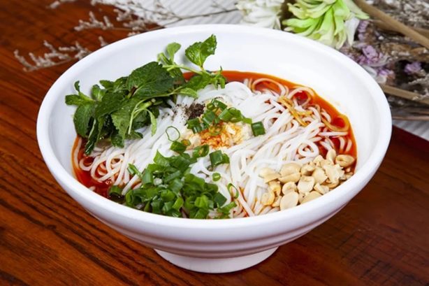 Loại rau giàu canxi gấp đôi sữa, mát lạnh tức thì khi ăn, hè này không ăn là uổng phí, chợ Việt rất sẵn lại rẻ- Ảnh 2. Loại rau giàu canxi gấp đôi sữa, mát lạnh tức thì khi ăn, hè này không ăn là uổng phí, chợ Việt rất sẵn lại rẻ- Ảnh 2.