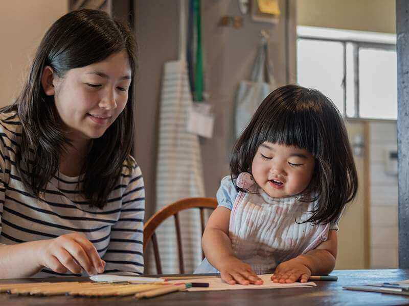 “Đến giờ vẫn có những cha mẹ ngây ngô chỉ bắt con ngồi học, hết ngoại ngữ, cờ vua, bơi lội tới đàn hát… hi vọng con có thể làm cái gì lớn lao sau này” – Chuyên gia nói thẳng: ẢO TƯỞNG!!!- Ảnh 2. “Đến giờ vẫn có những cha mẹ ngây ngô chỉ bắt con ngồi học, hết ngoại ngữ, cờ vua, bơi lội tới đàn hát… hi vọng con có thể làm cái gì lớn lao sau này” – Chuyên gia nói thẳng: ẢO TƯỞNG!!!- Ảnh 2.