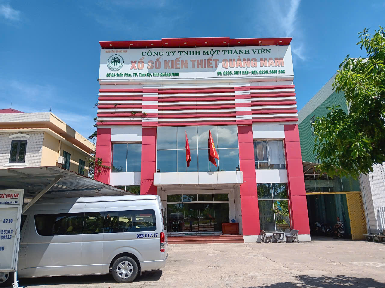 Sự cố hy hữu trong lần quay giải đặc biệt xổ số kiến thiết Quảng Nam- Ảnh 4. Sự cố hy hữu trong lần quay giải đặc biệt xổ số kiến thiết Quảng Nam- Ảnh 4.