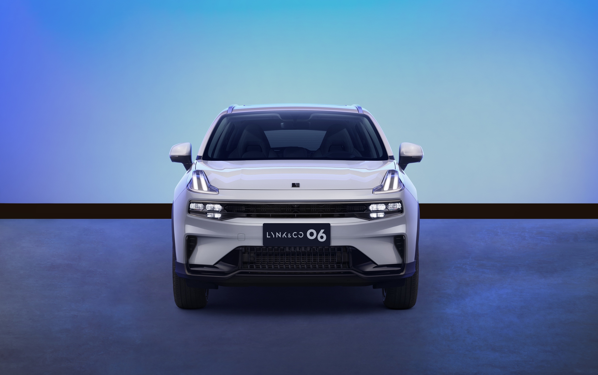 SUV hạng B Trung Quốc thêm phiên bản giá rẻ ở Việt Nam, "mềm" 50 triệu đồng- Ảnh 2. SUV hạng B Trung Quốc thêm phiên bản giá rẻ ở Việt Nam, "mềm" 50 triệu đồng- Ảnh 2.