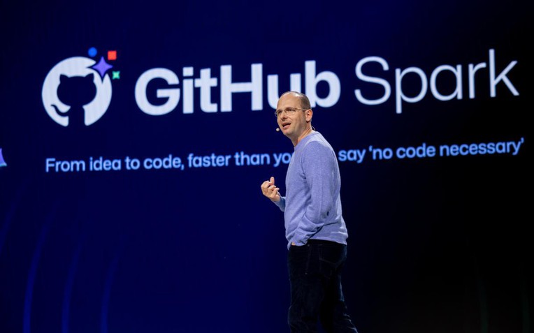 CEO GitHub: Không sa thải kỹ sư phần mềm trong thời đại AI, đây mới là điều các công ty "thông minh nhất" nên làm- Ảnh 1. CEO GitHub: Không sa thải kỹ sư phần mềm trong thời đại AI, đây mới là điều các công ty "thông minh nhất" nên làm- Ảnh 1.