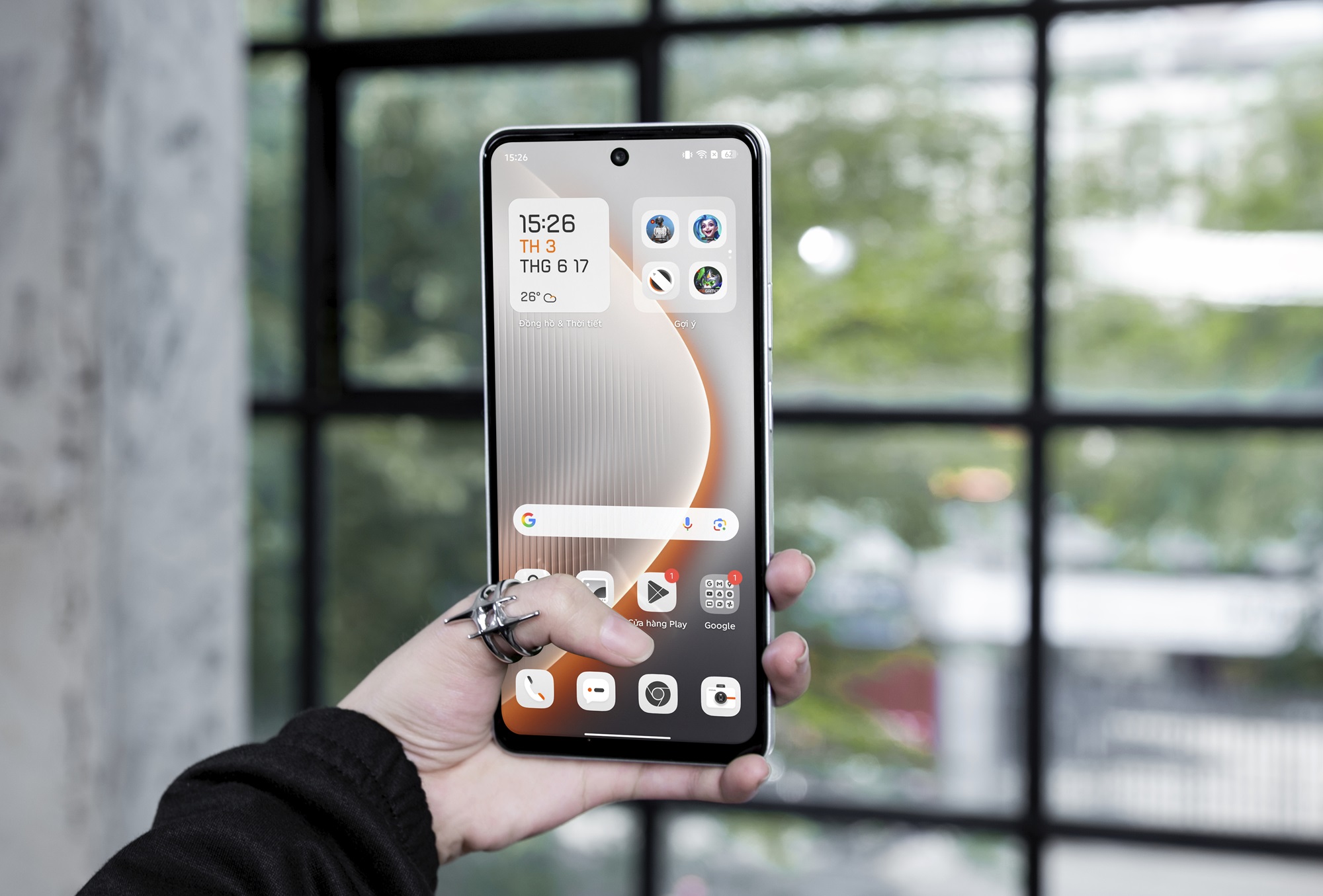 Điện thoại "pin trâu" dùng 2 ngày không phải nghĩ về pin, đã bán 11 triệu chiếc, giá 4,5 triệu đồng- Ảnh 1.